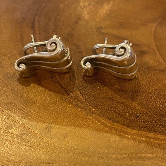 RETIRED James Avery Classico French Clip Earrings, Sterling Silver - Picture 3 of 3